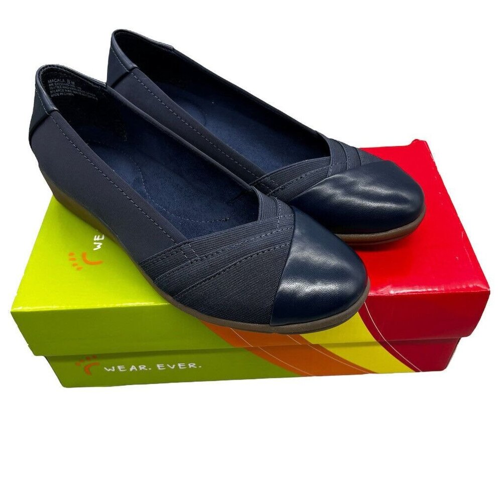 Wear Ever Womens 8 M Macala Comfort Slip On Navy Faux Suede + Leather
